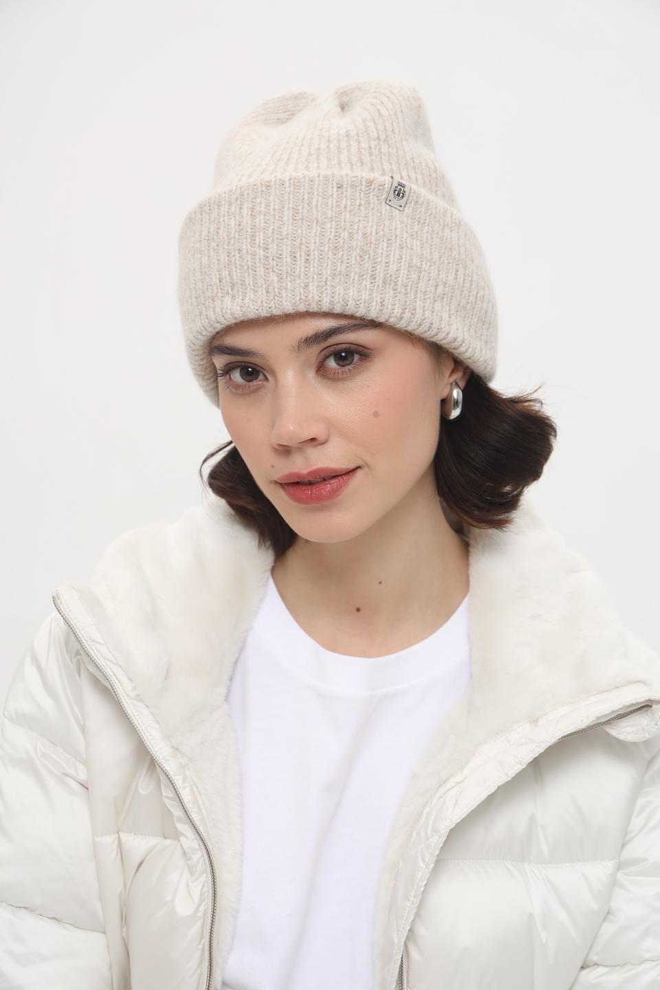 Шапка Roeckl бежевая