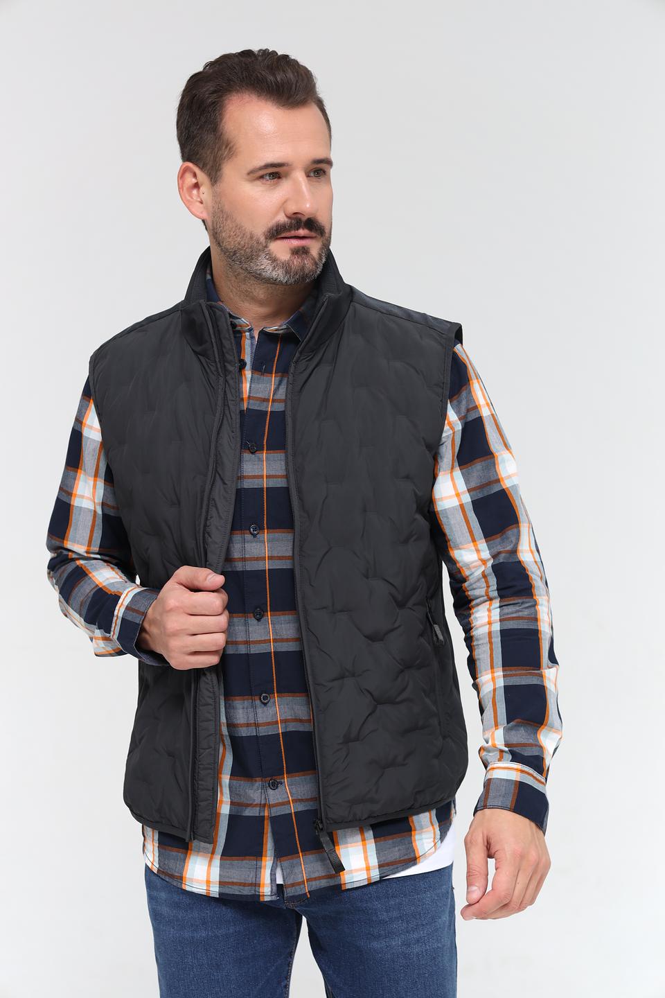 Жилет Time Zone стеганый чёрный