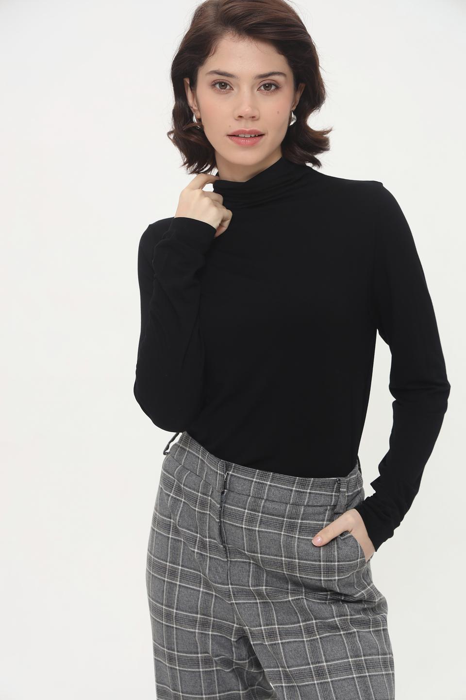 Пуловер Cinque с горлом черный