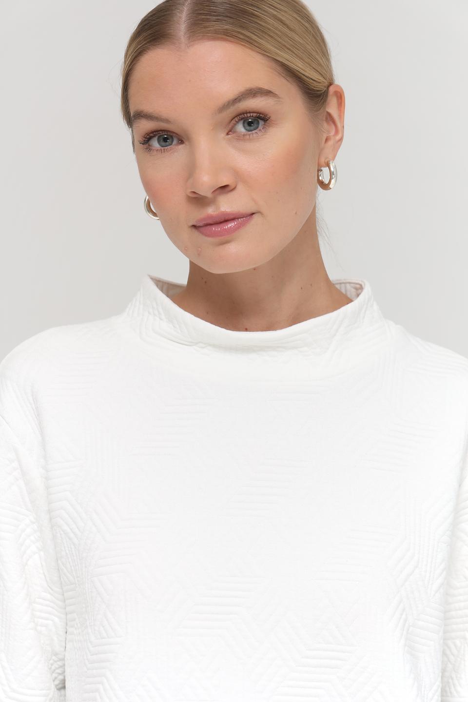 Пуловер Bianca с текстурой белый