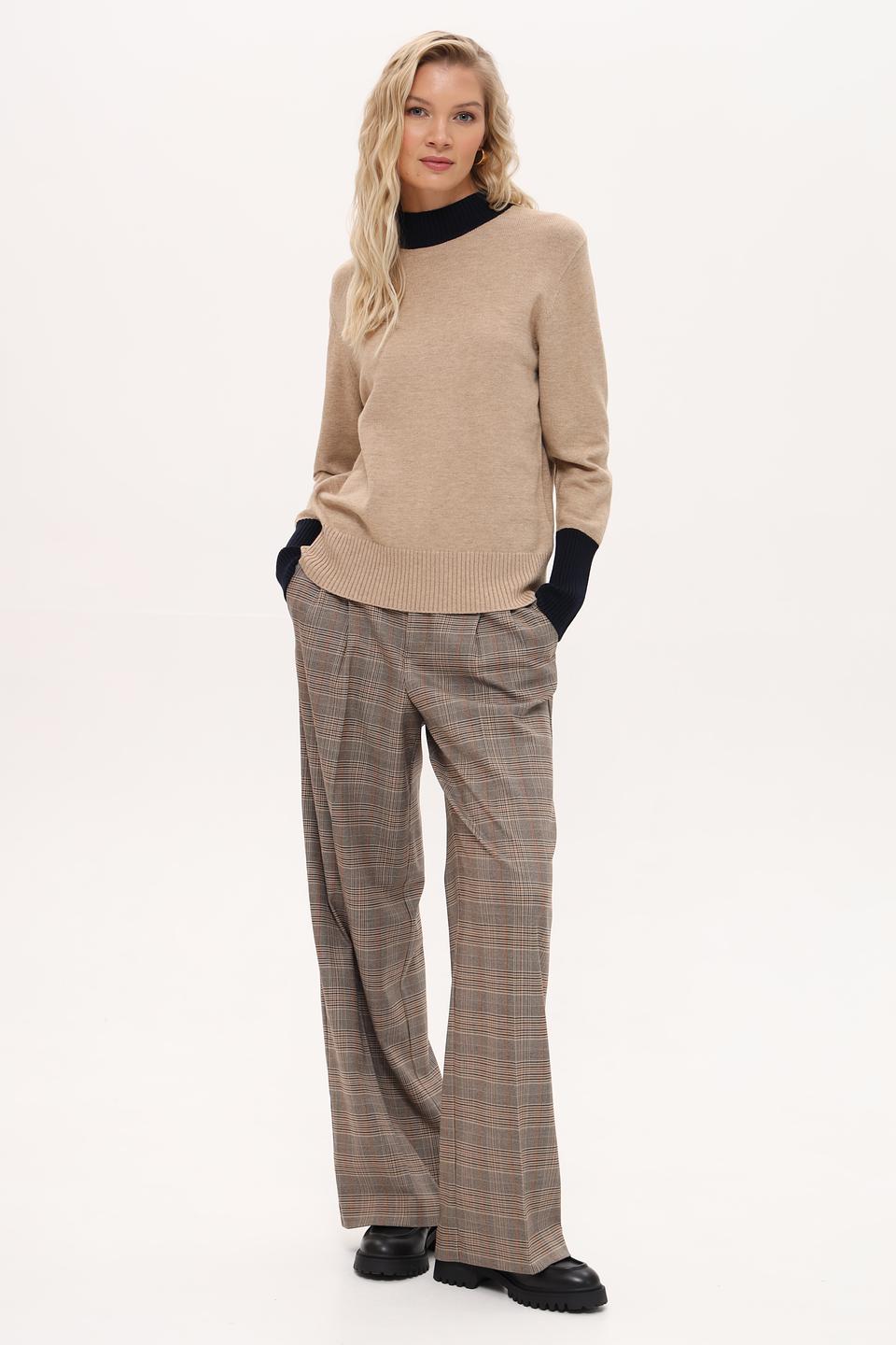 Пуловер Frank Walder с черной отделкой