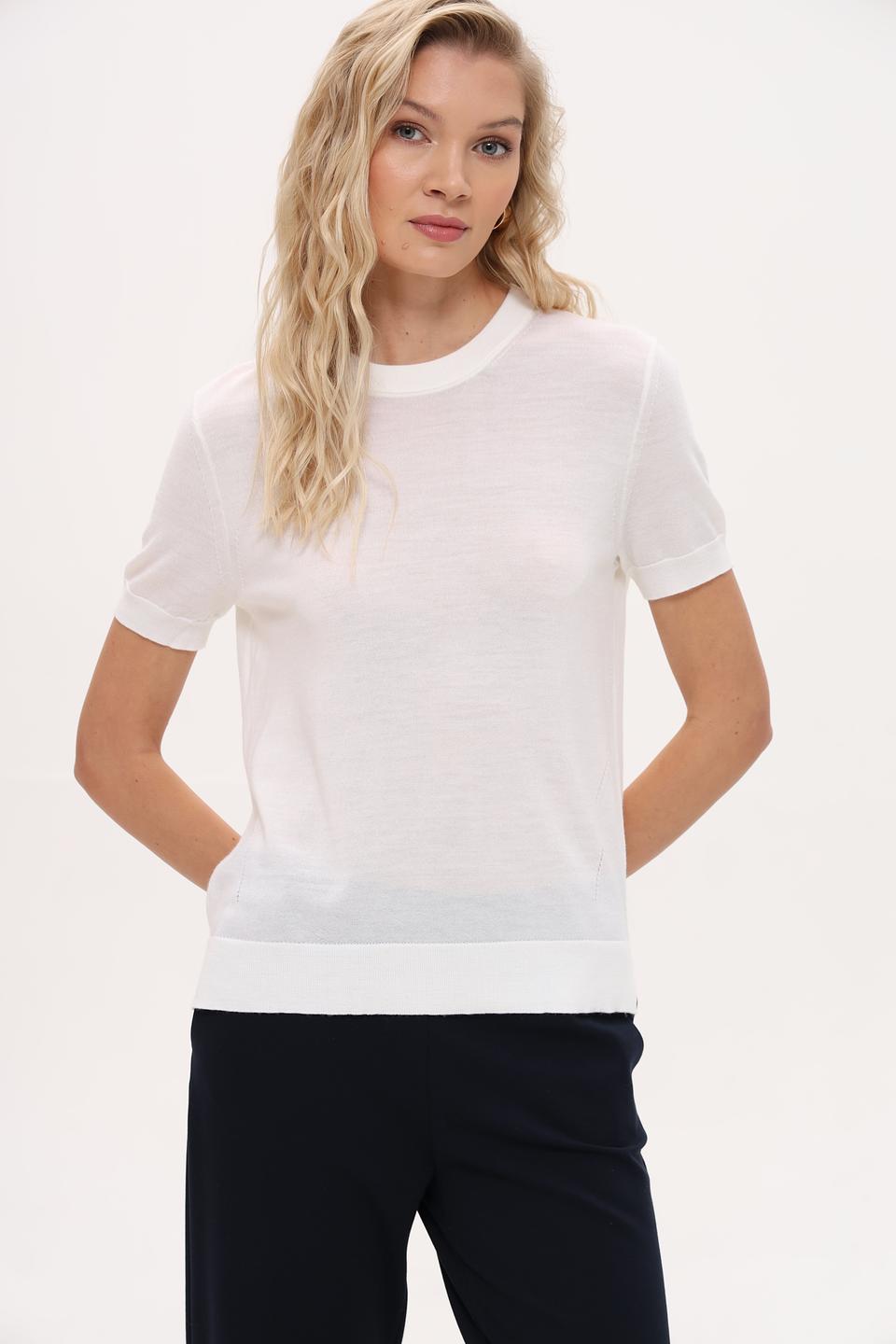 Пуловер Pezzo белый с коротким рукавом