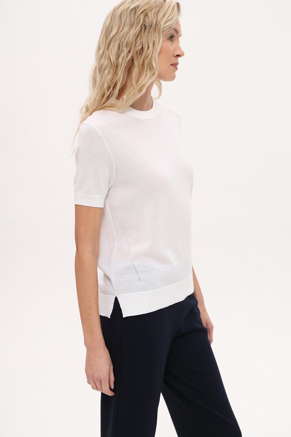 Пуловер Pezzo белый с коротким рукавом