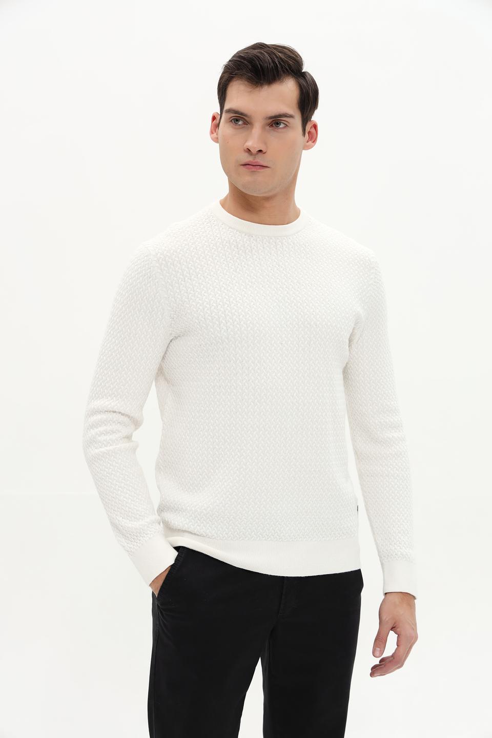 Джемпер Bugatti с текстурой