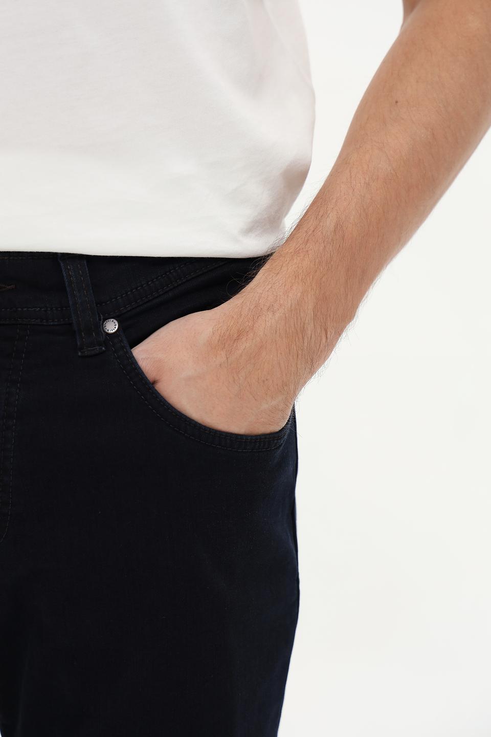 Джинсы Bugatti классического кроя