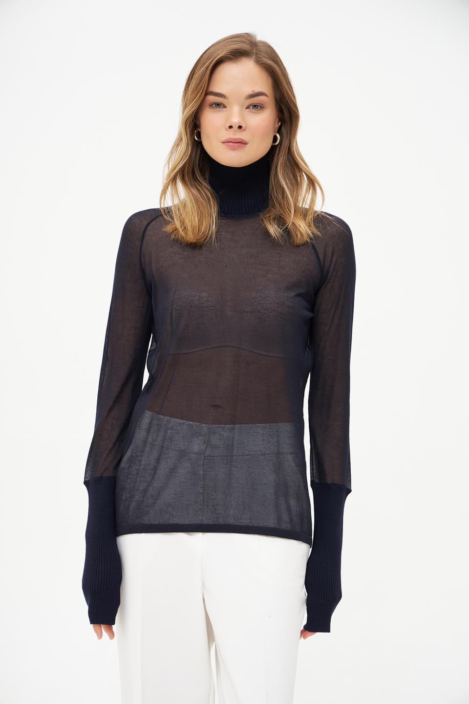 Водолазка Annette Gortz с рукавами