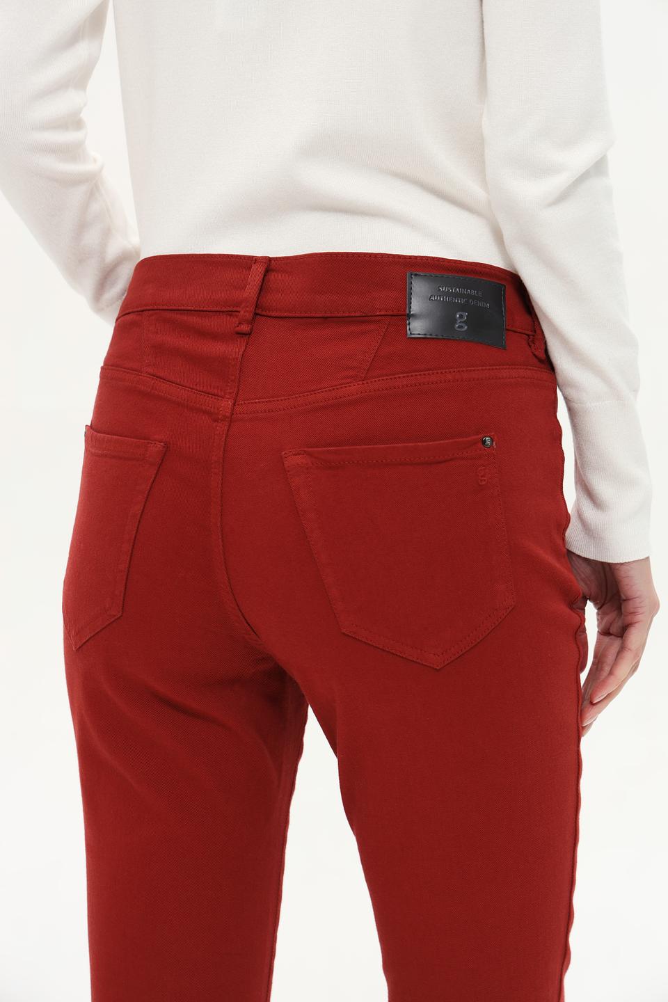 Джинсы Gardeur винного цвета