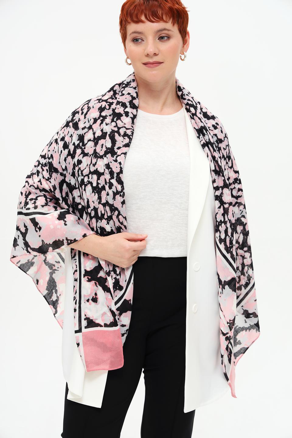 Платок Taifun с леопардовым принтом