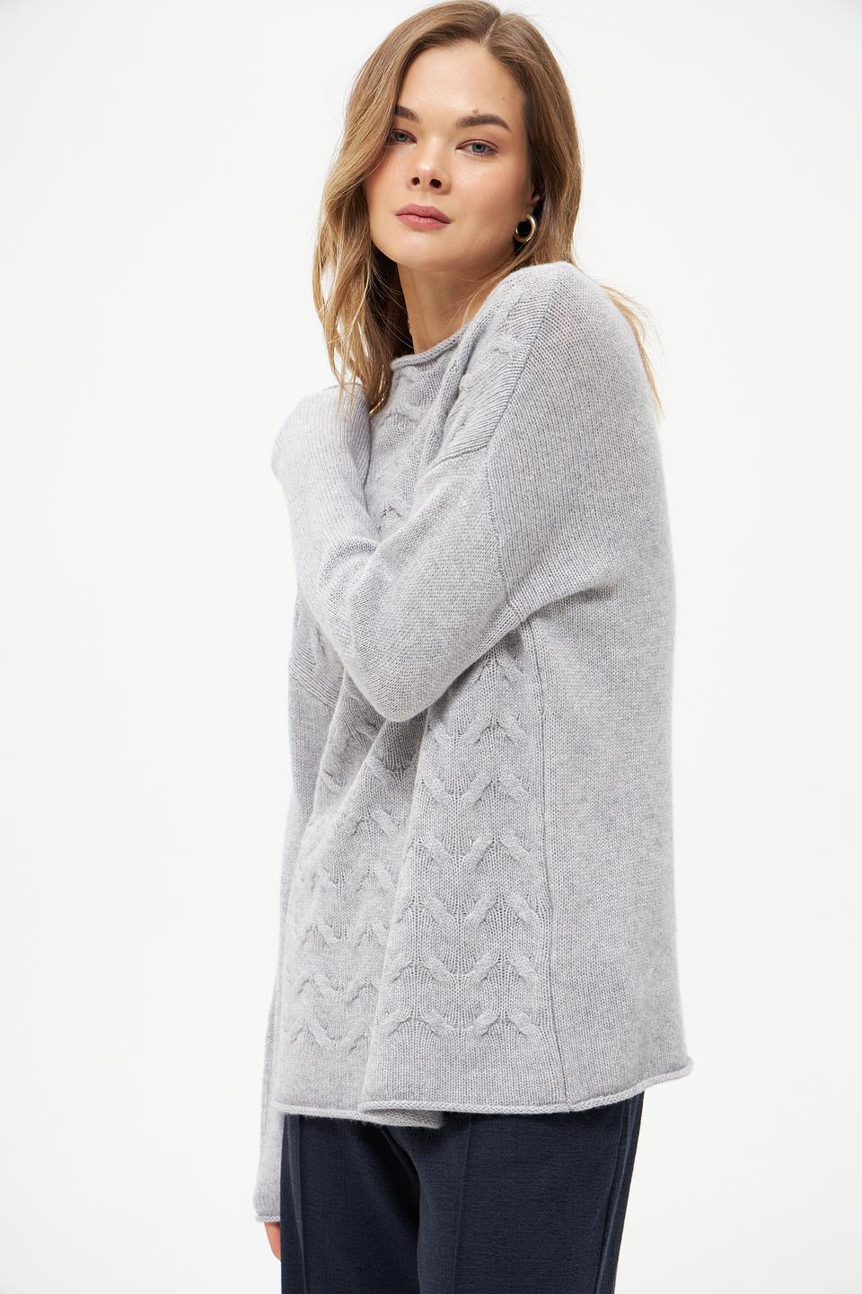 Пуловер Gerry Weber серый с косами