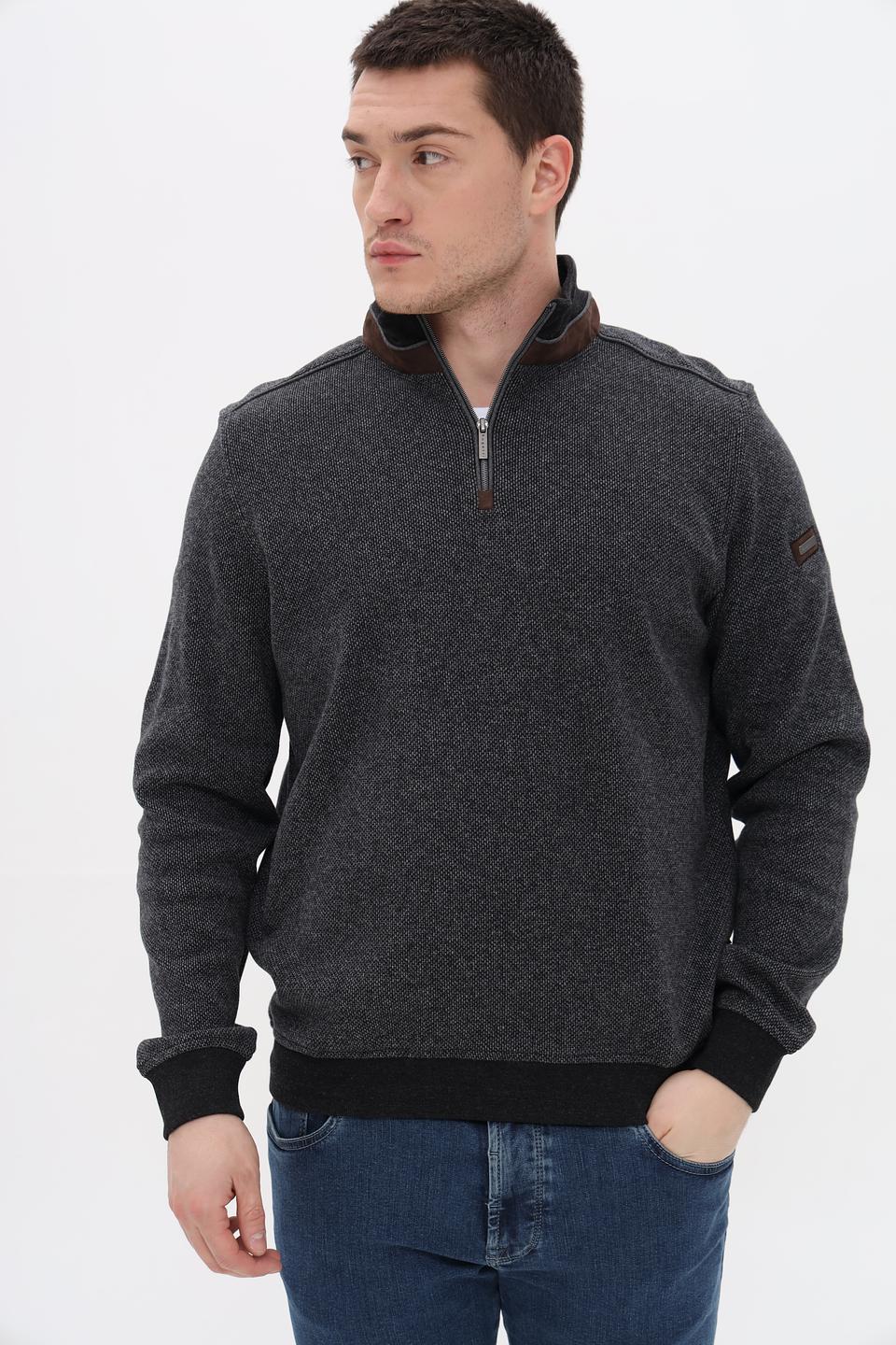 Джемпер Bugatti с воротом