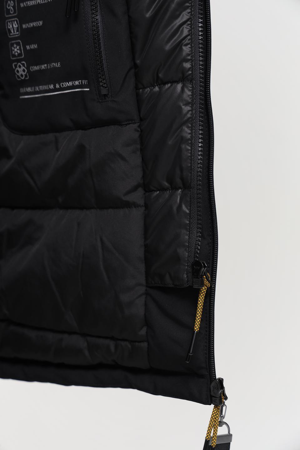 Куртка District мужская чёрная