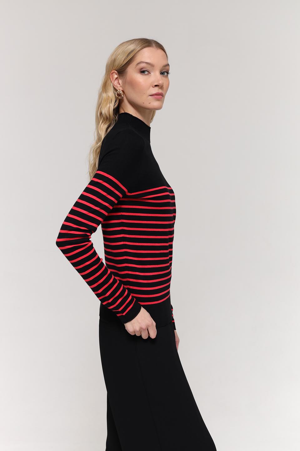 Пуловер Taifun в полоску