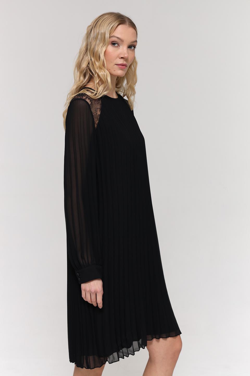 Платье Gerry Weber чёрное с кружевом