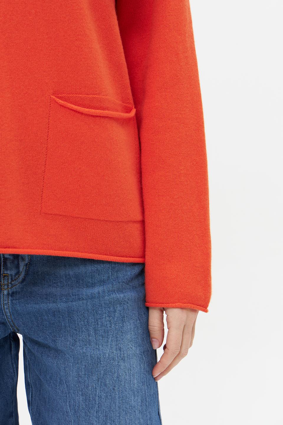 Пуловер Oui оранжевый с карманом