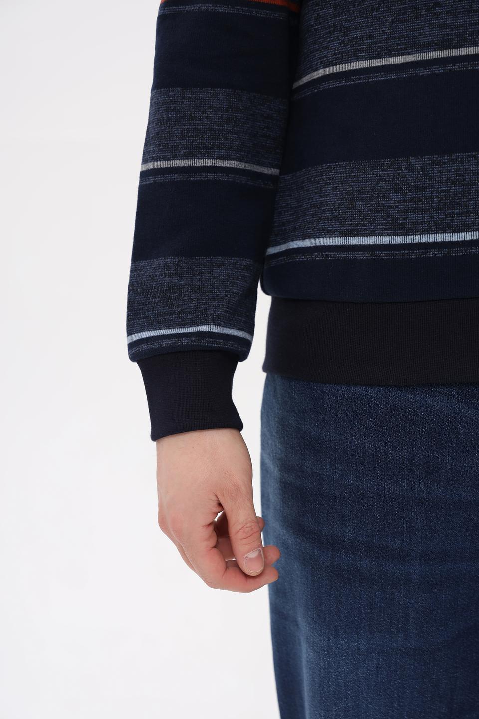 Джемпер Monte Carlo в полоску