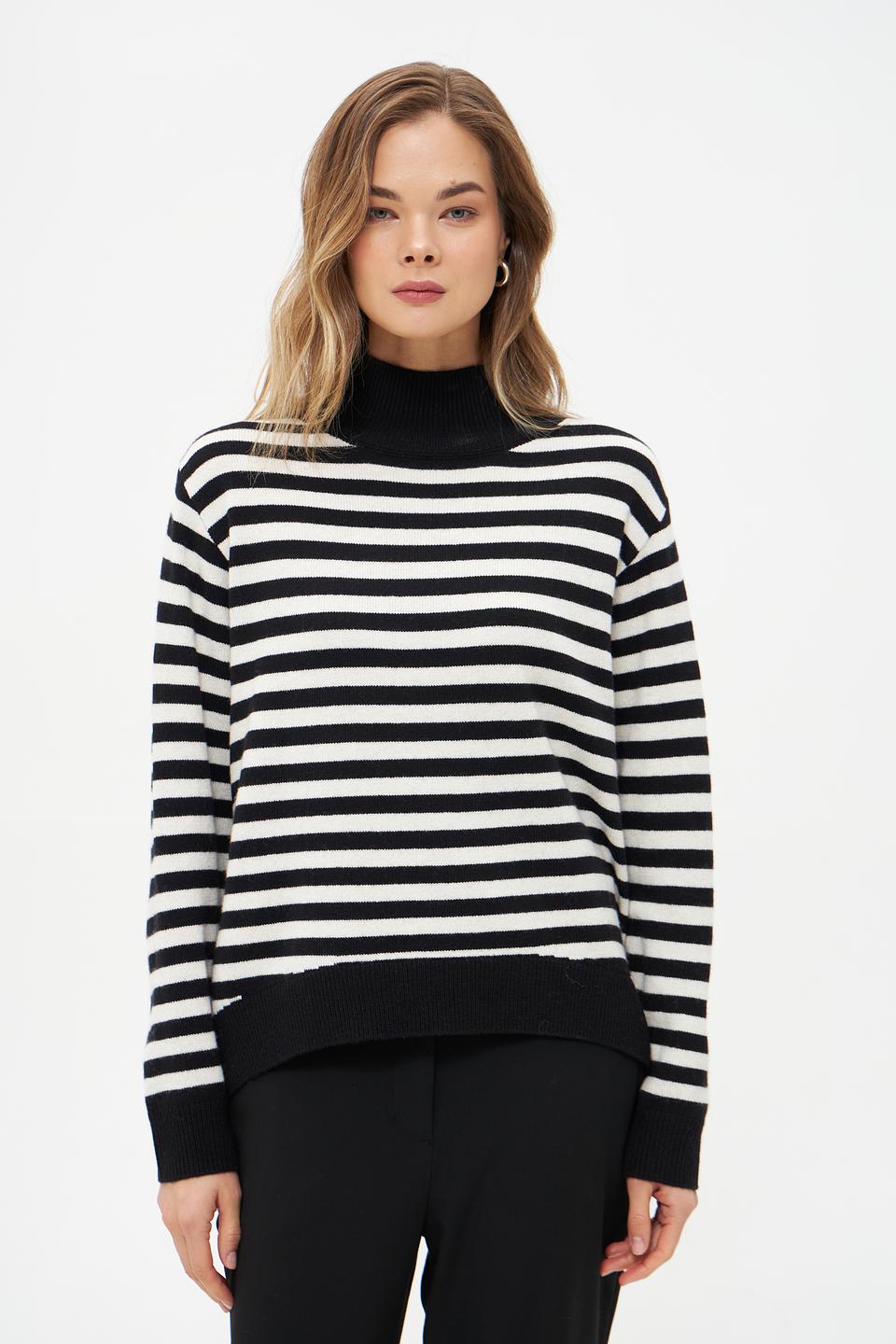 Пуловер Oui в полоску