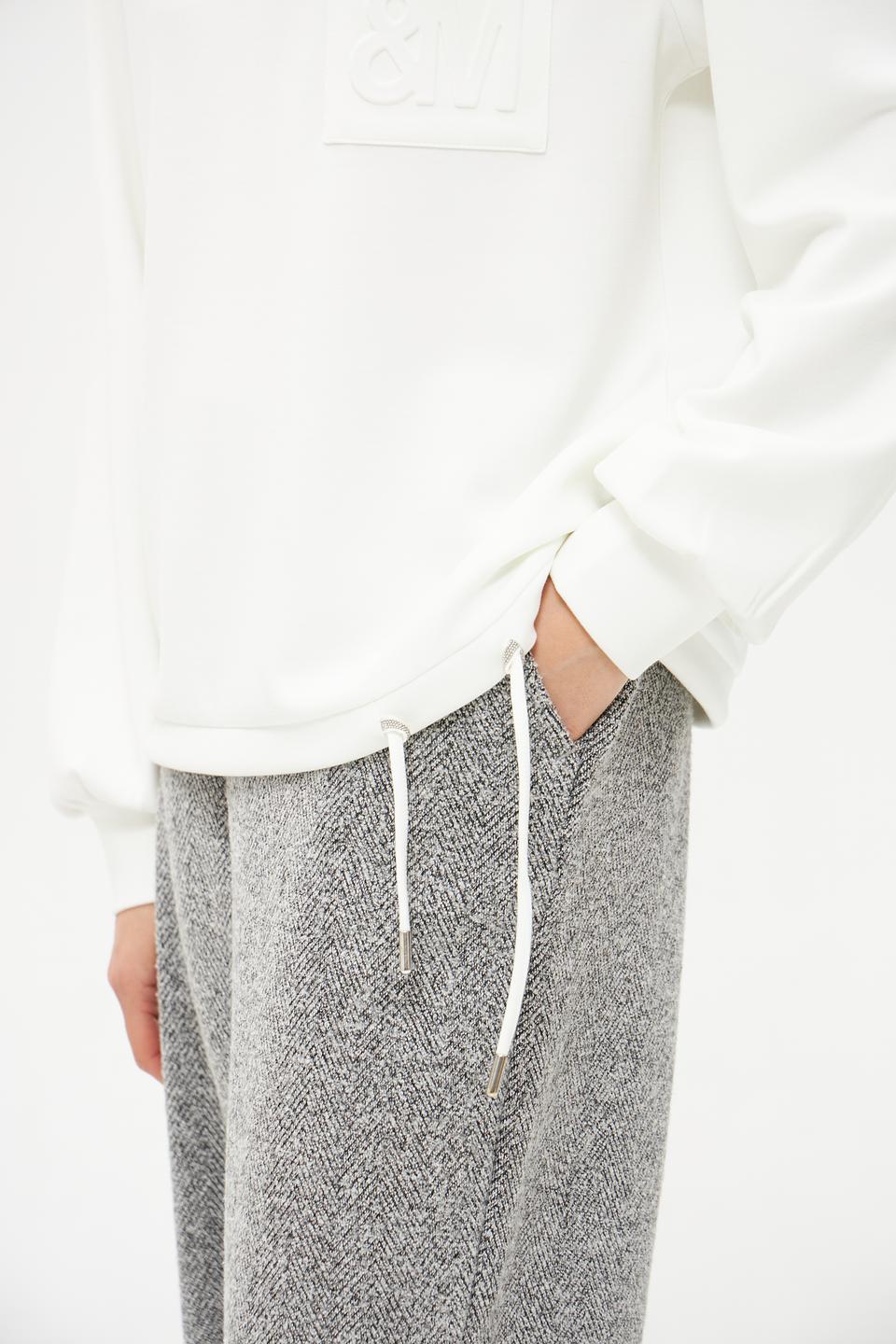 Пуловер Monari белый с логотипом