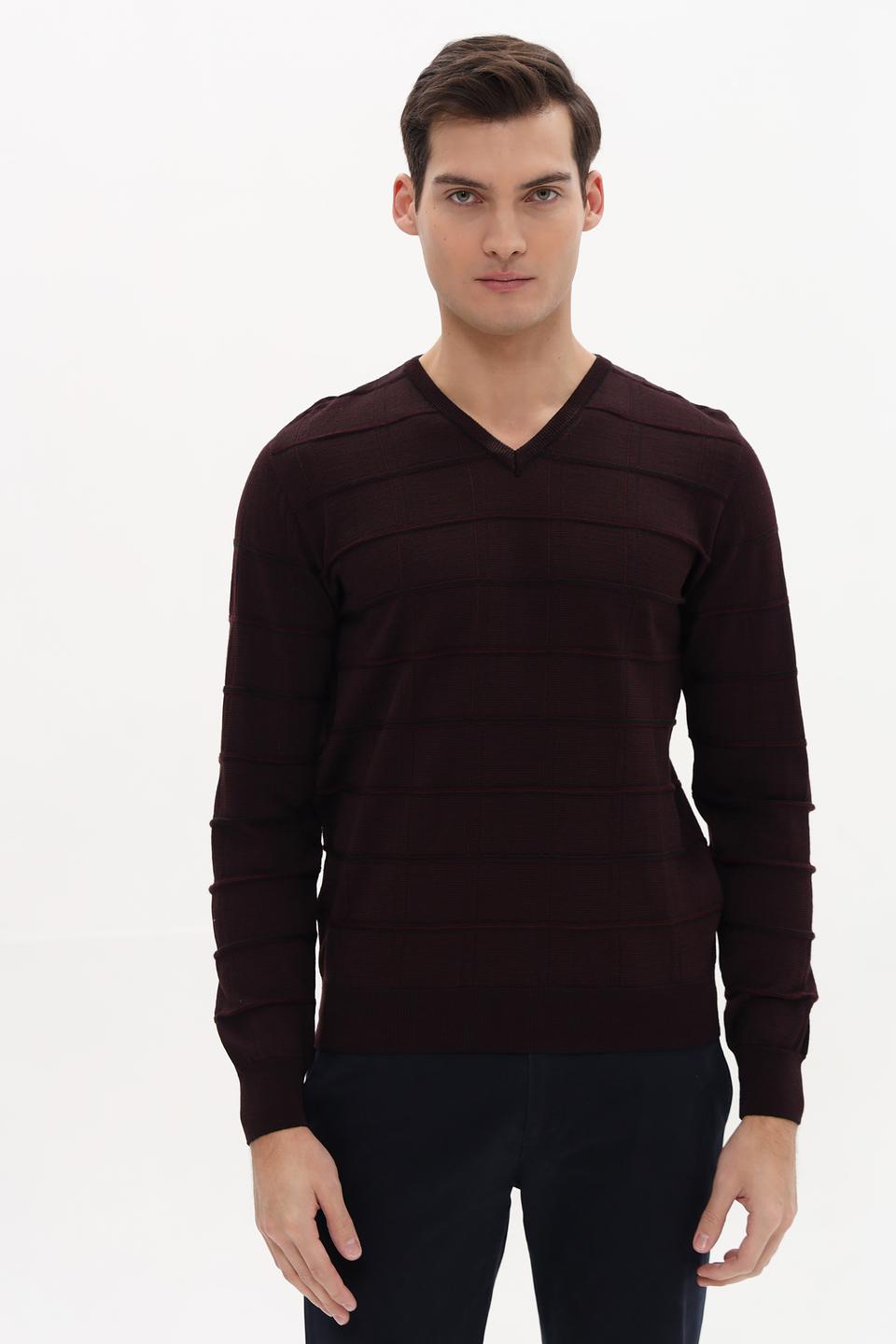 Джемпер Monte Carlo V-образный бордовый