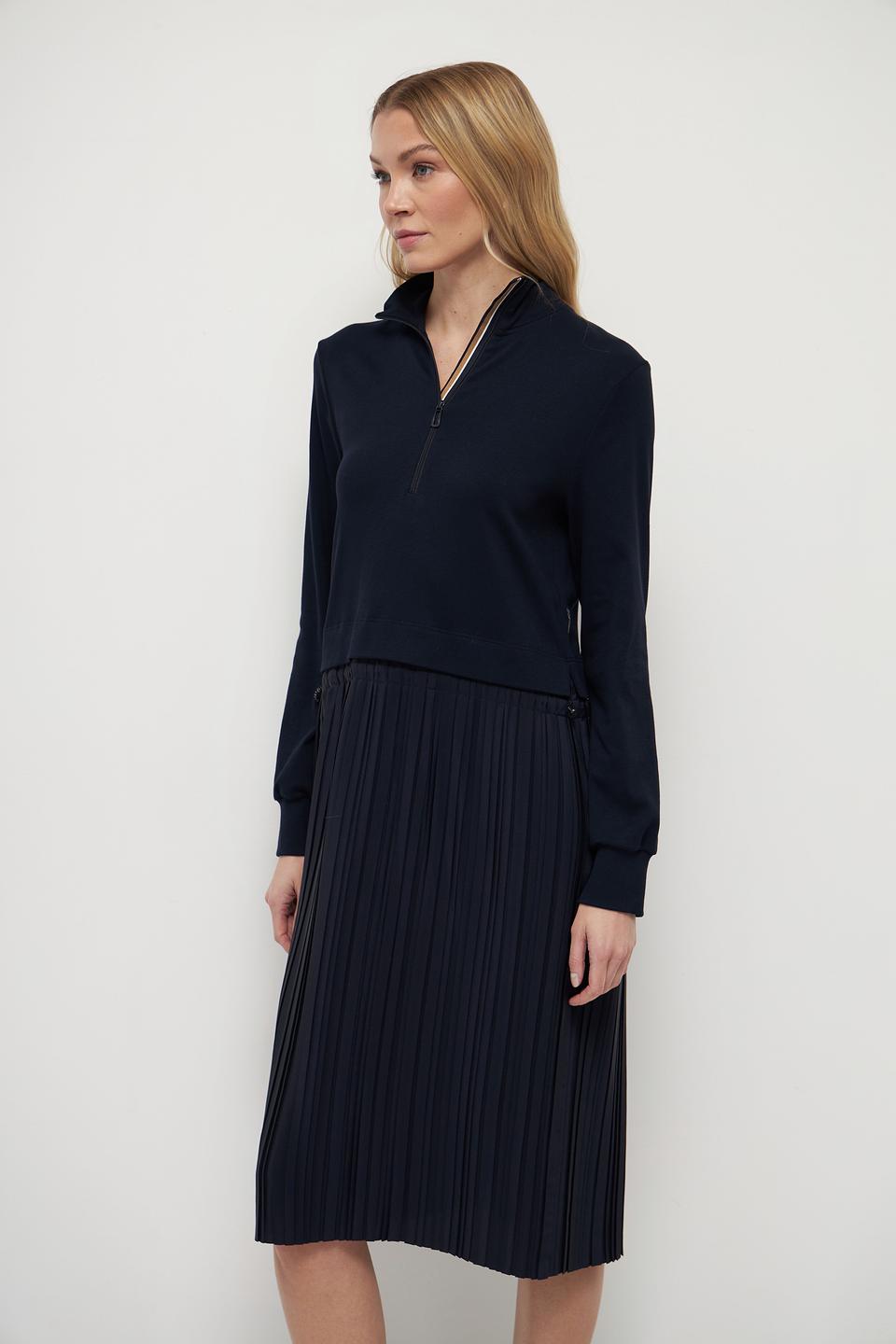 Платье Marc Cain плиссе тёмно-синее