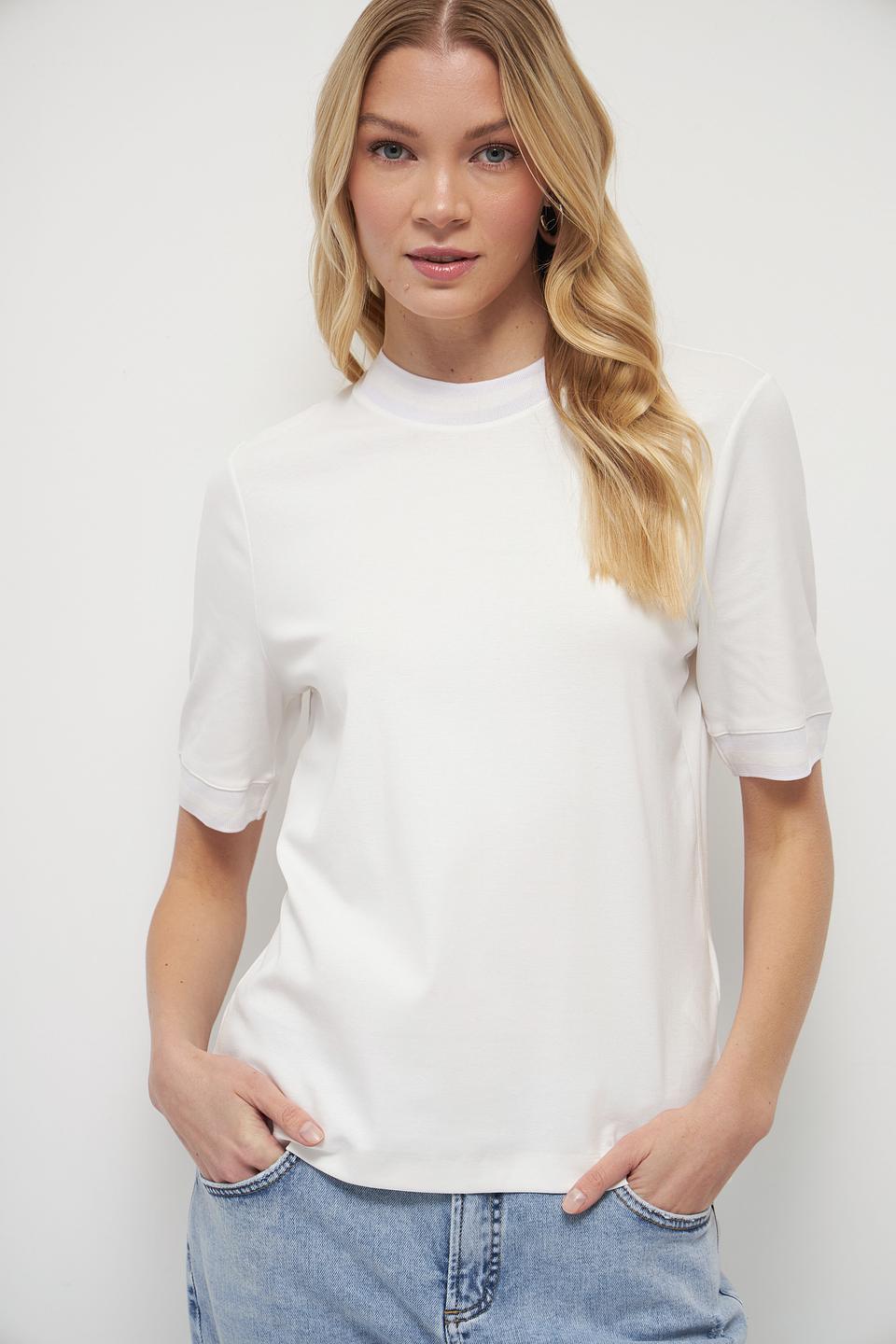 Футболка Marc Cain с округлым вырезом