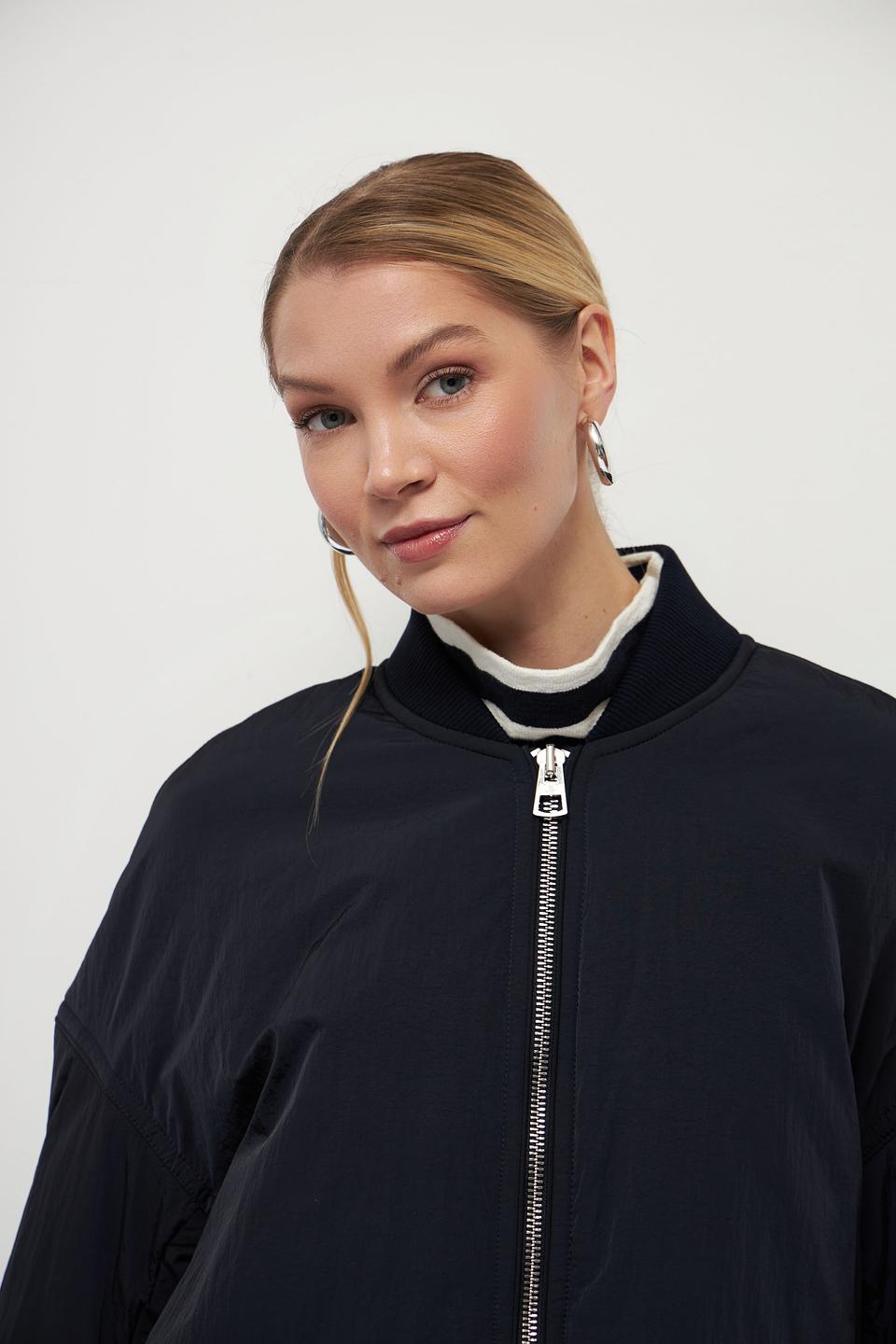 Куртка Marc O Polo чёрная бомбер