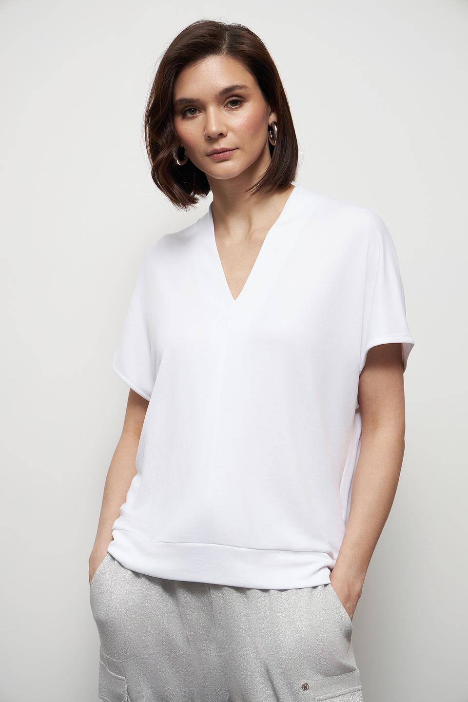 Футболка Marc Aurel белая V-образный вырез