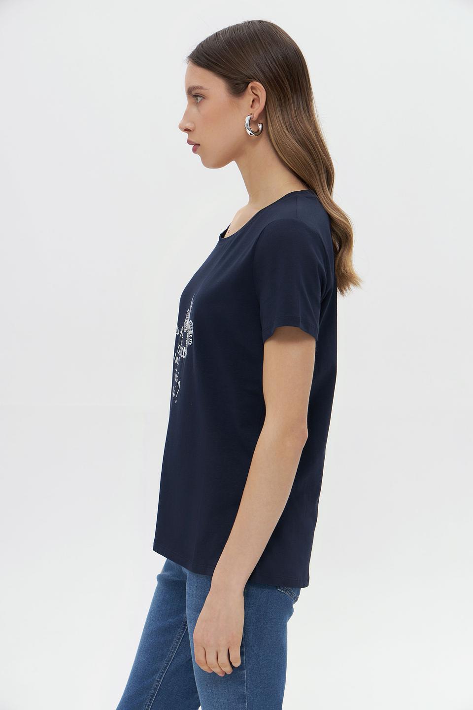 Футболка More and More с бантом