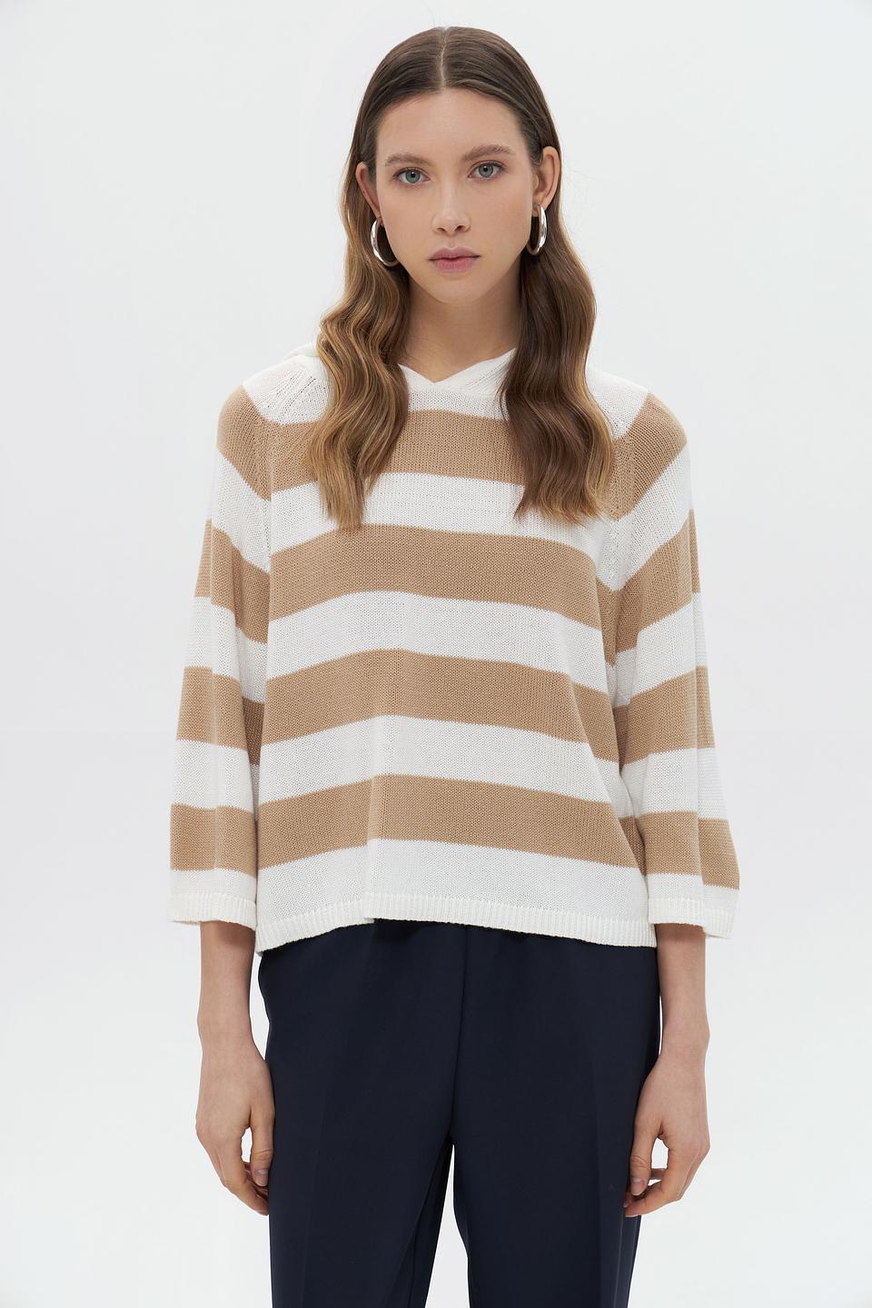 Пуловер Broadway в полоску бежевый