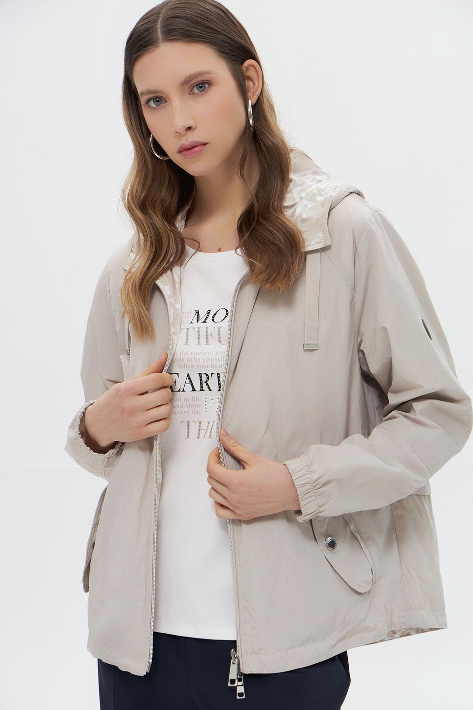 Куртка Lebek с капюшоном бежевая