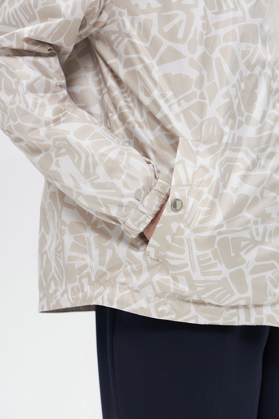 Куртка Lebek с капюшоном бежевая