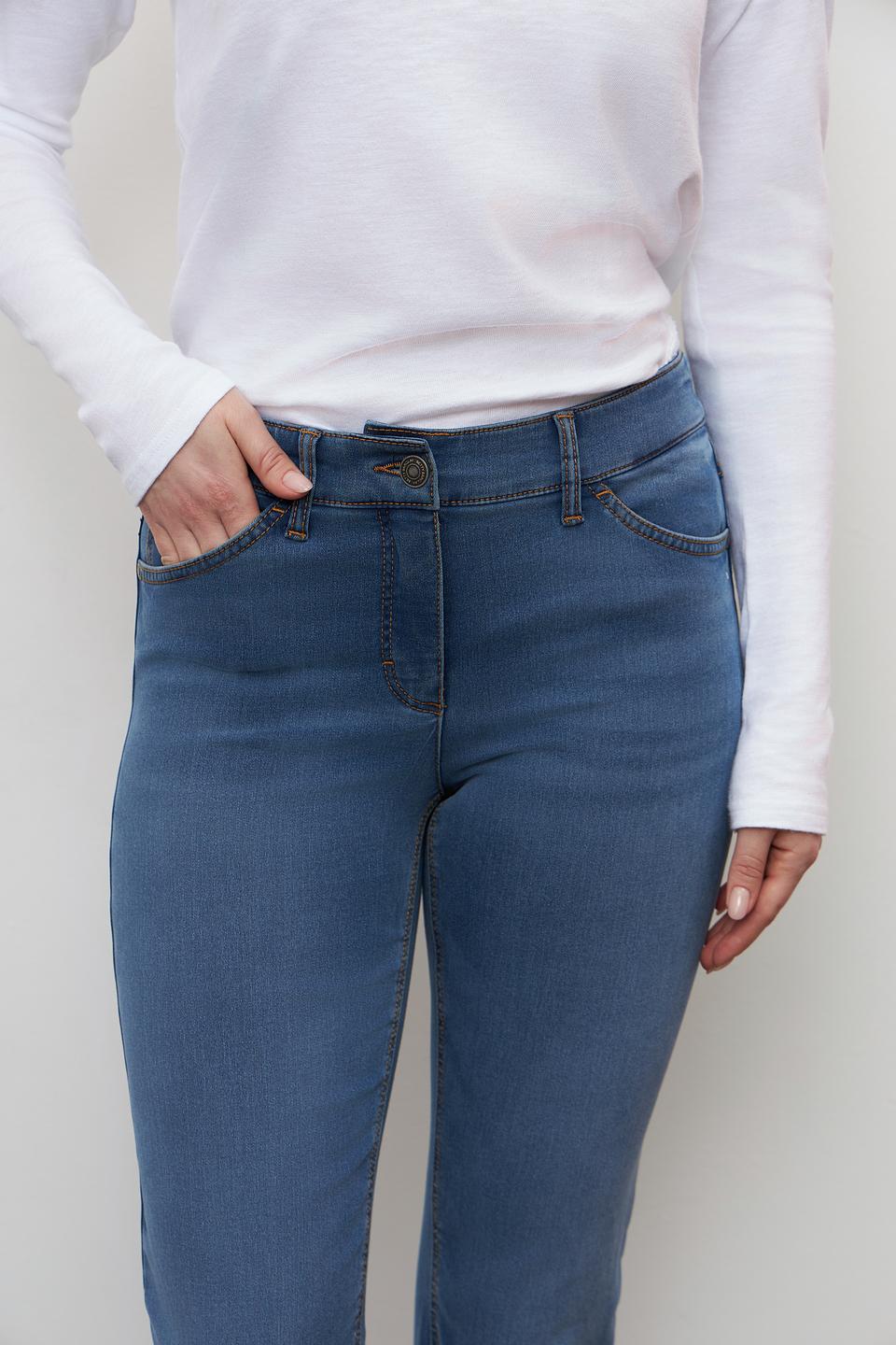Джинсы Betty Barclay c поясом синие