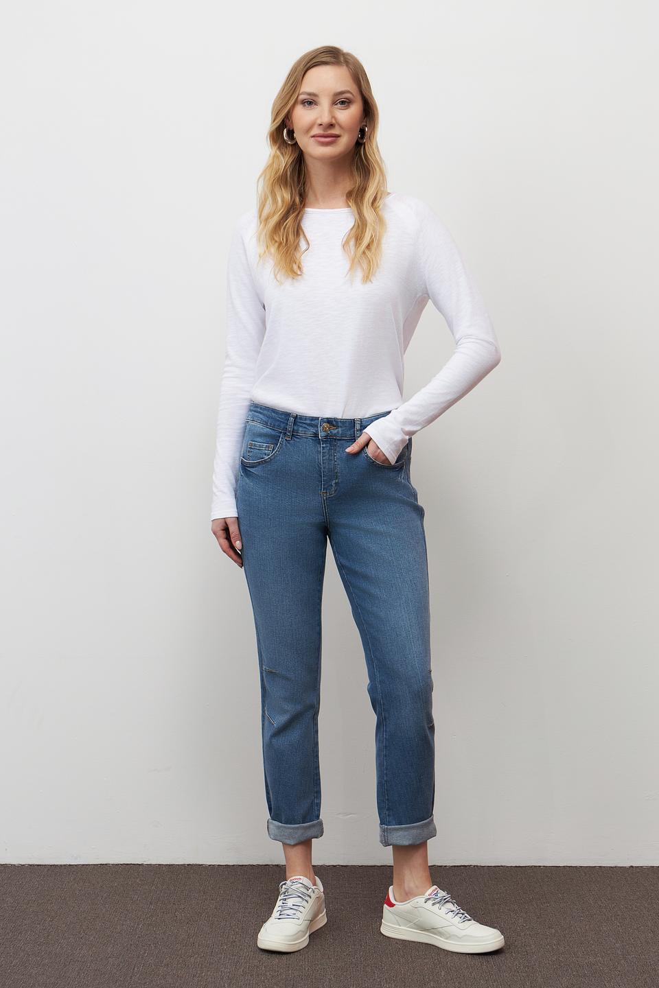 Джинсы Oui с потертостями голубые