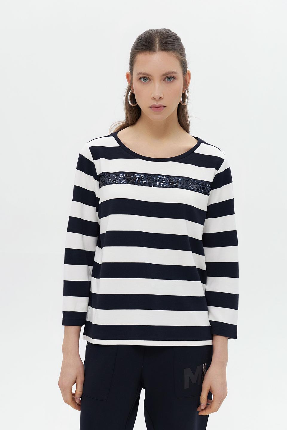 Лонгслив Monari в полоску с пайетками
