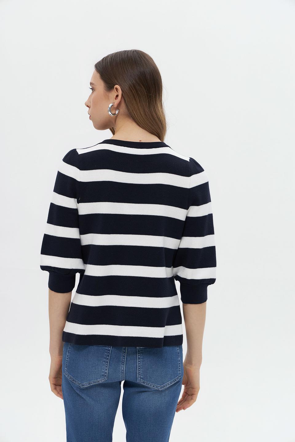 Пуловер Monari в полоску