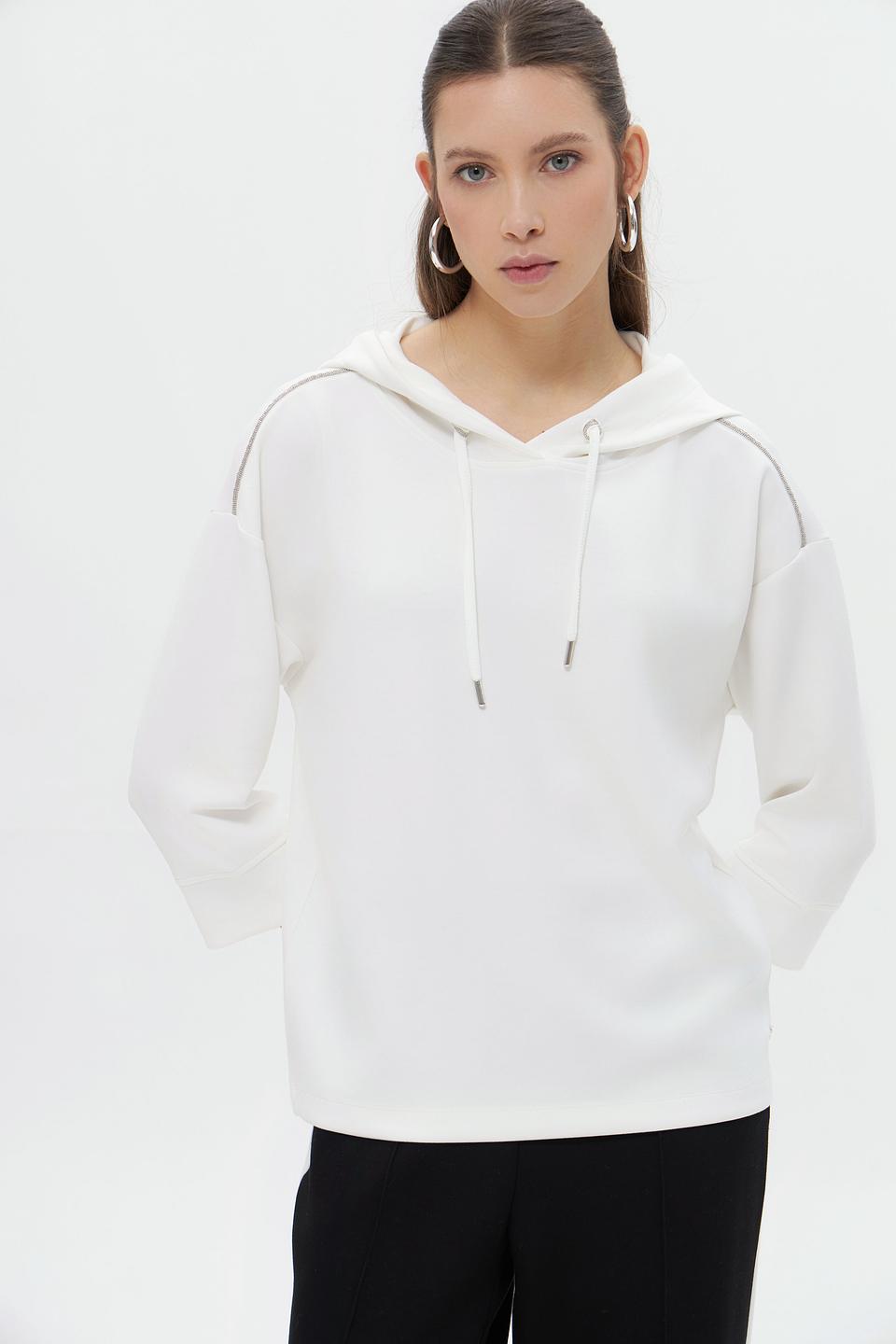 Пуловер Monari с капюшоном белый