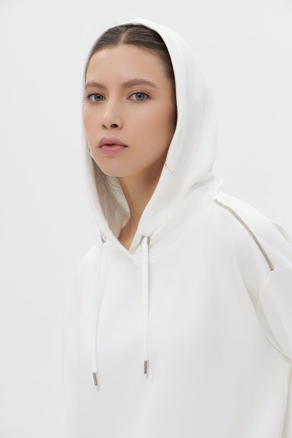 Пуловер Monari с капюшоном белый