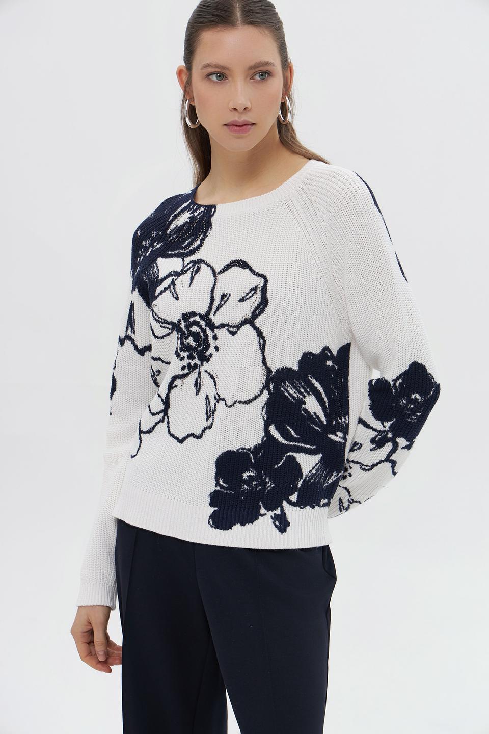 Пуловер Monari с цветочным принтом