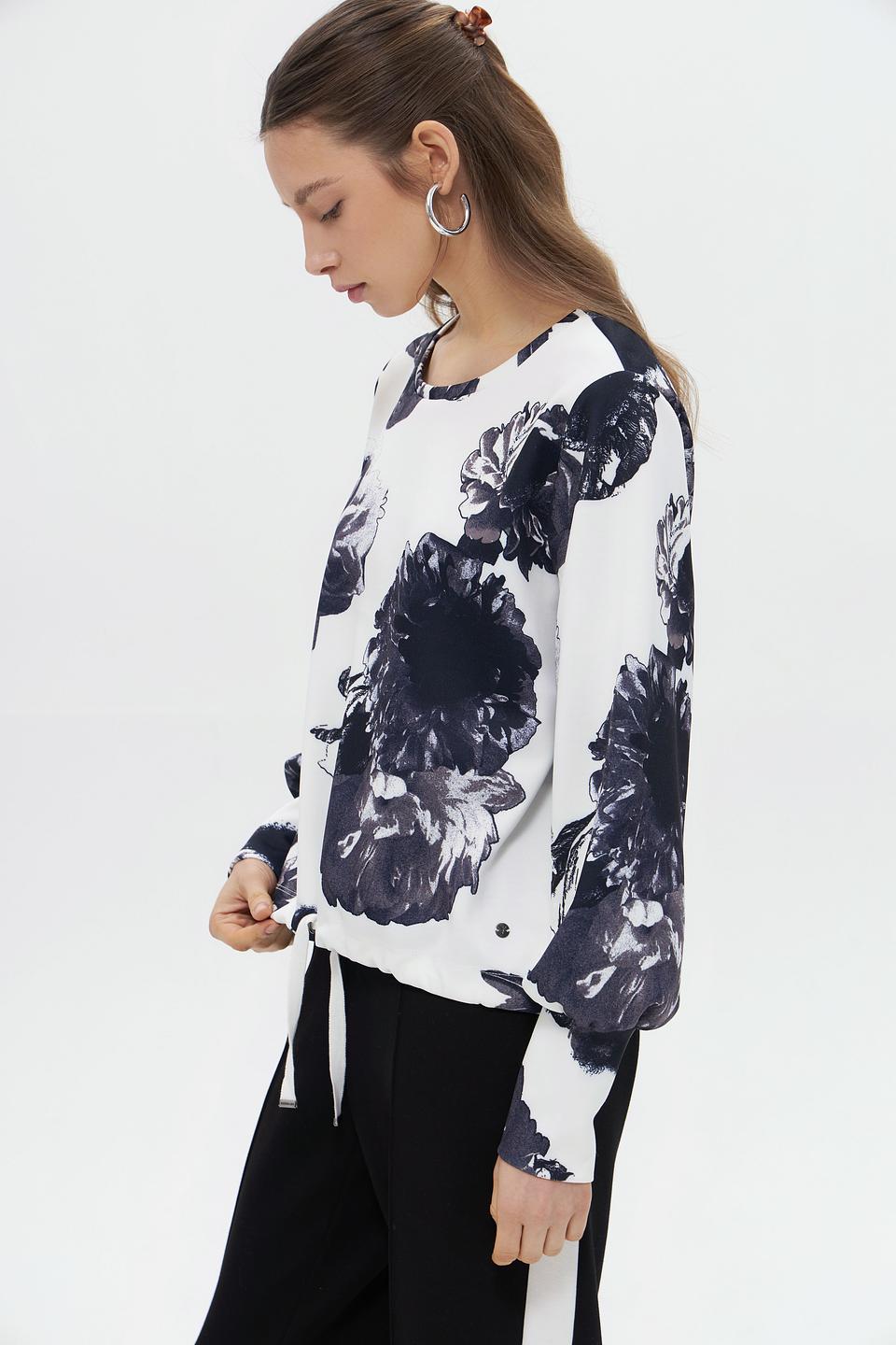 Пуловер Monari с цветочным принтом