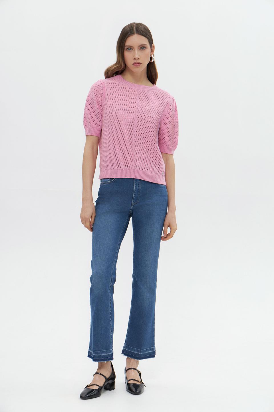 Пуловер Monari розовый с ажурной вязкой