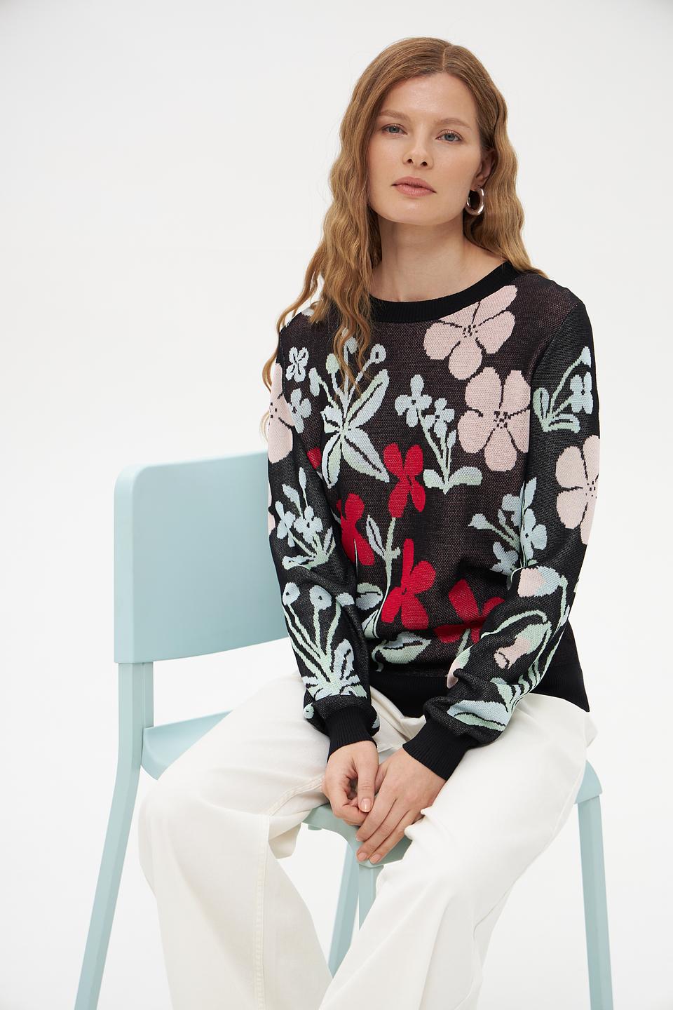 Пуловер Pezzo с цветочным принтом