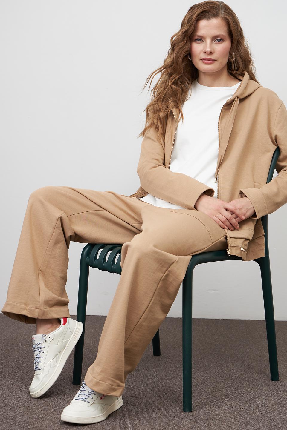 Пуловер Pezzo на молнии бежевый