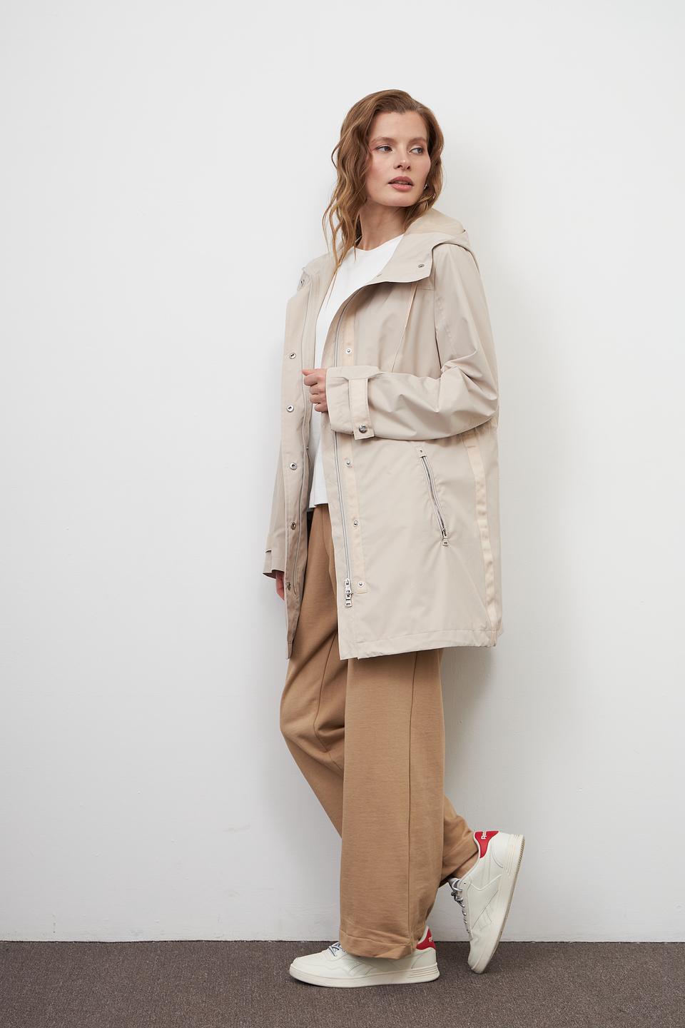 Плащ Pezzo бежевый с капюшоном