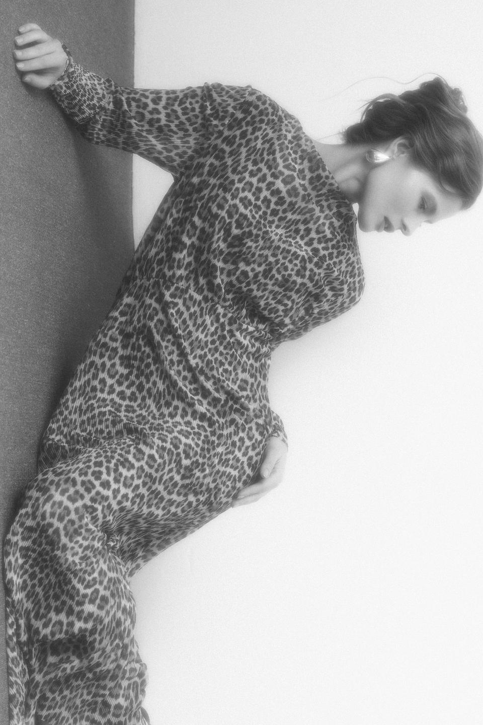 Платье Rich and Royal леопард