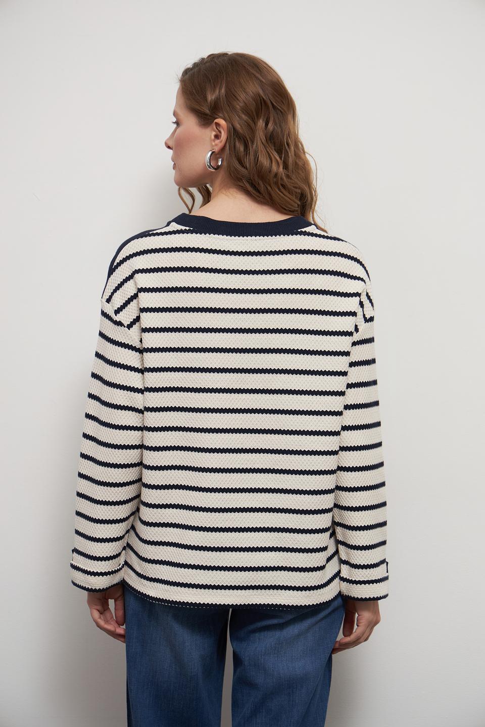 Пуловер Lecomte в полоску