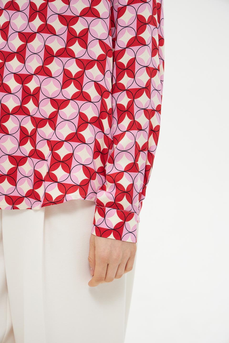 Блузка More and More с принтом красный