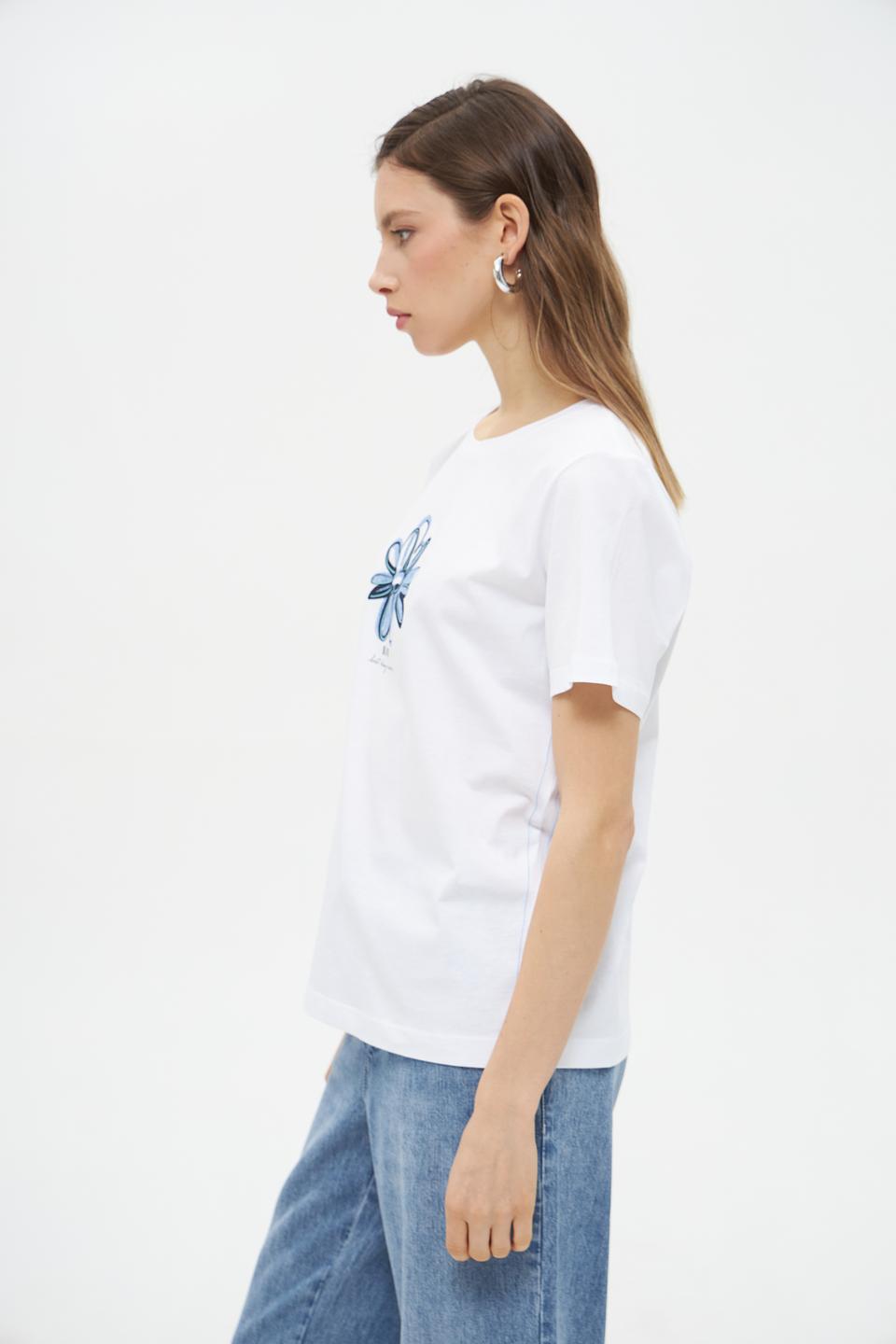 Футболка Bianca с цветком белый