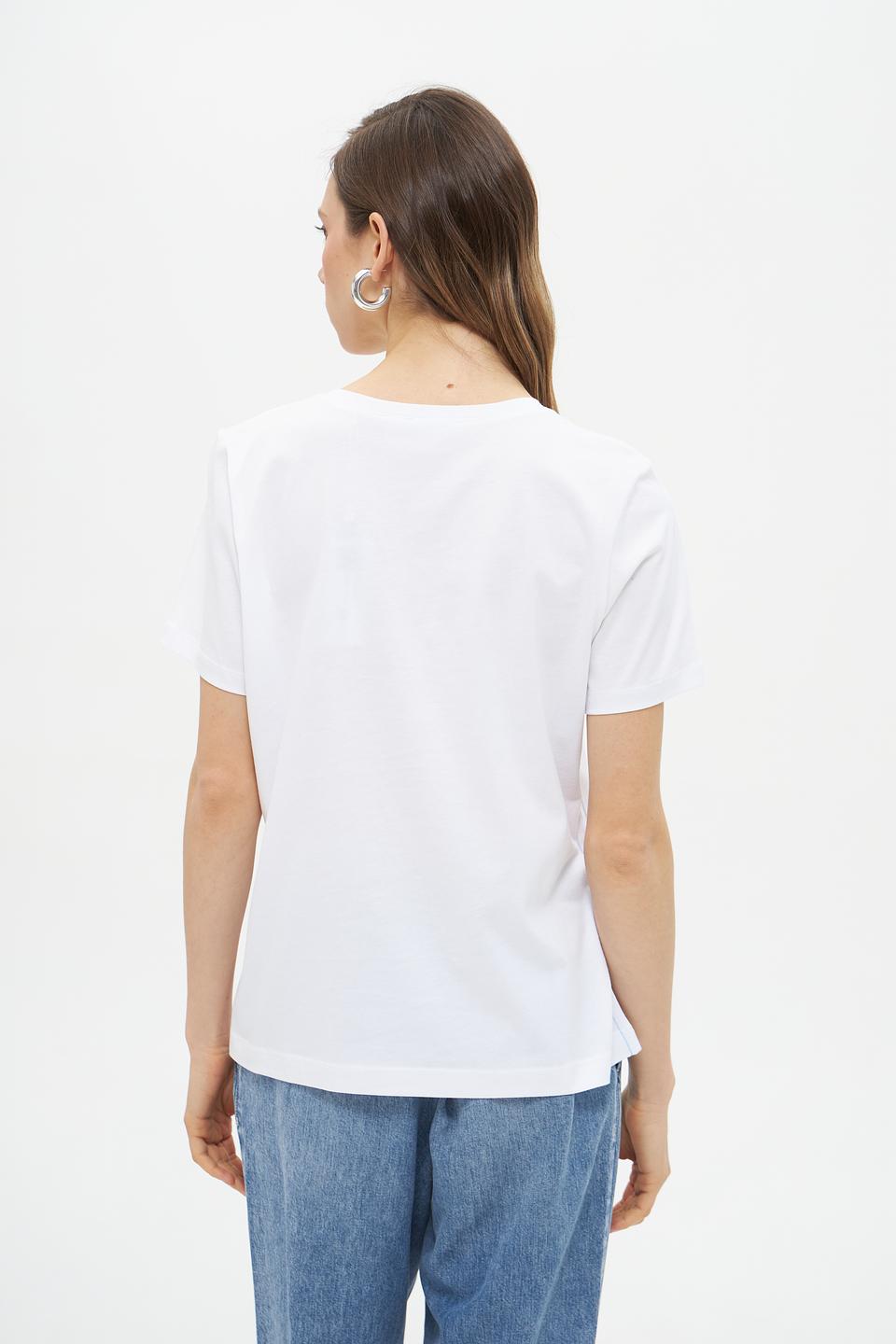 Футболка Bianca с цветком белый