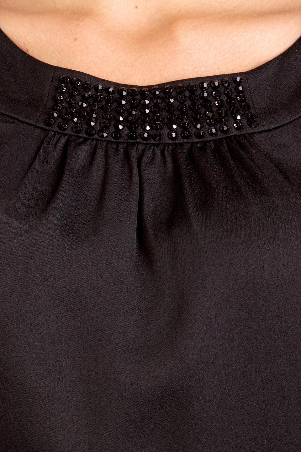 Блуза Taifun с вышивкой бисером черная