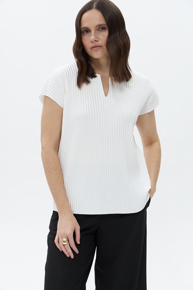 Блуза Betty and Co с вырезом белый