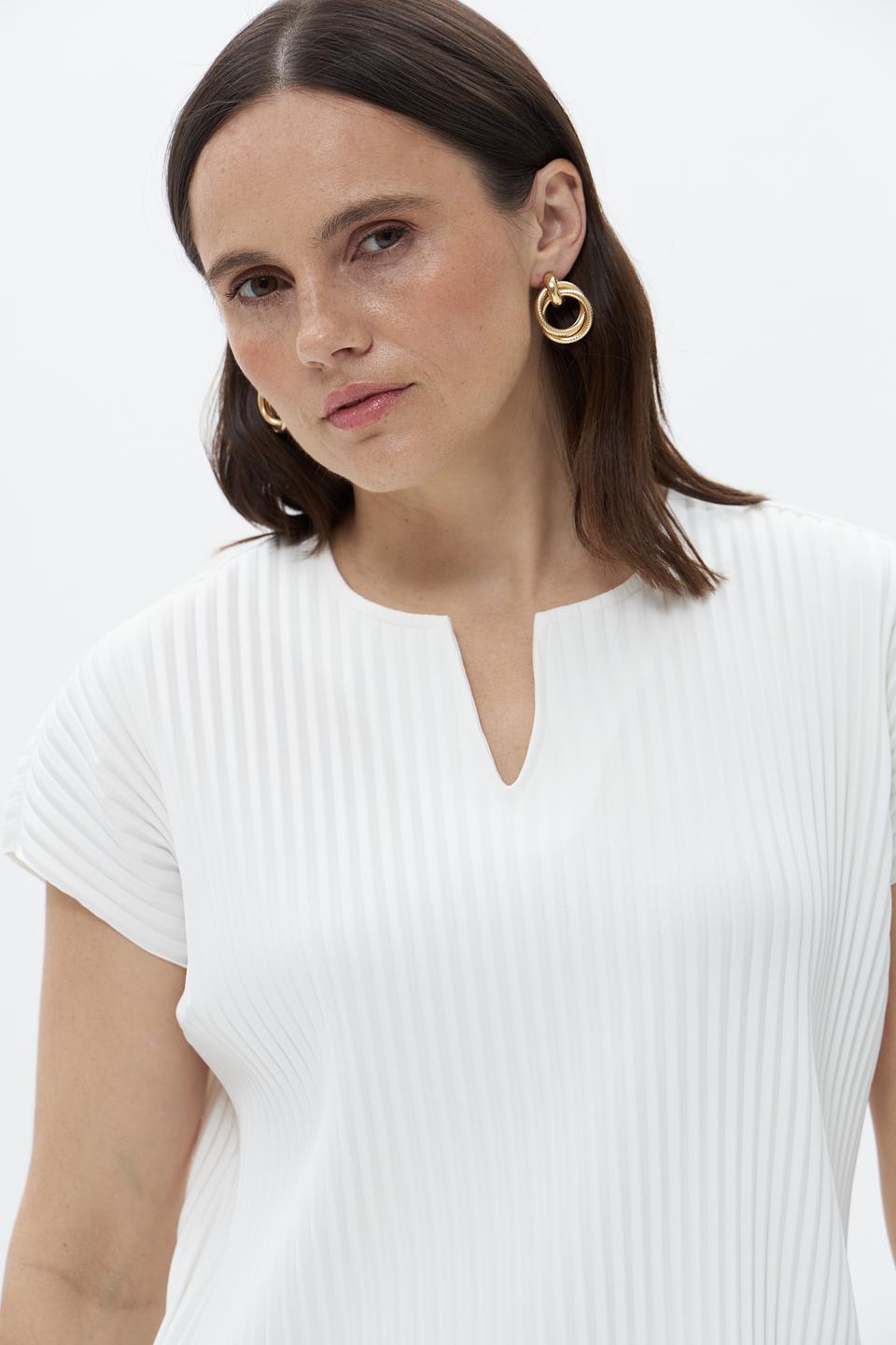 Блуза Betty and Co с вырезом белый